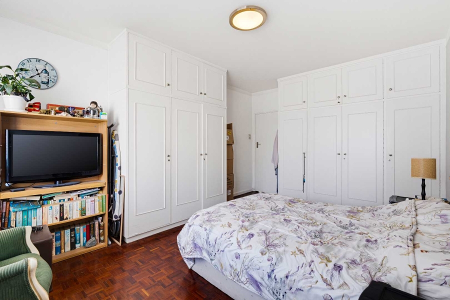 2 Bedroom Property for Sale in Sea Point Western Cape